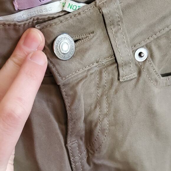 Vanessa Bruno Designer Casual Boho Tan Heddy Slim Court Low Rise Jeans Size 24 - Picture 10 of 16